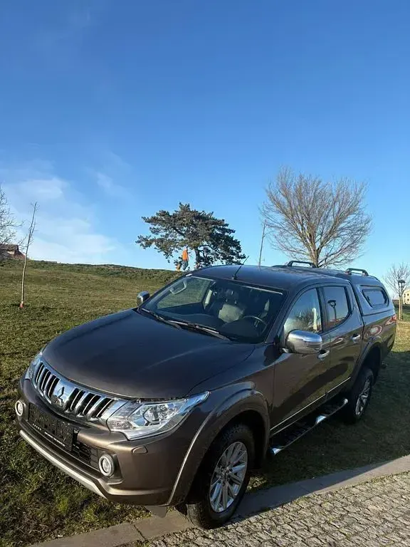 Gebraucht Mitsubishi L200 181 PS (133 kW) 2017 Pickup