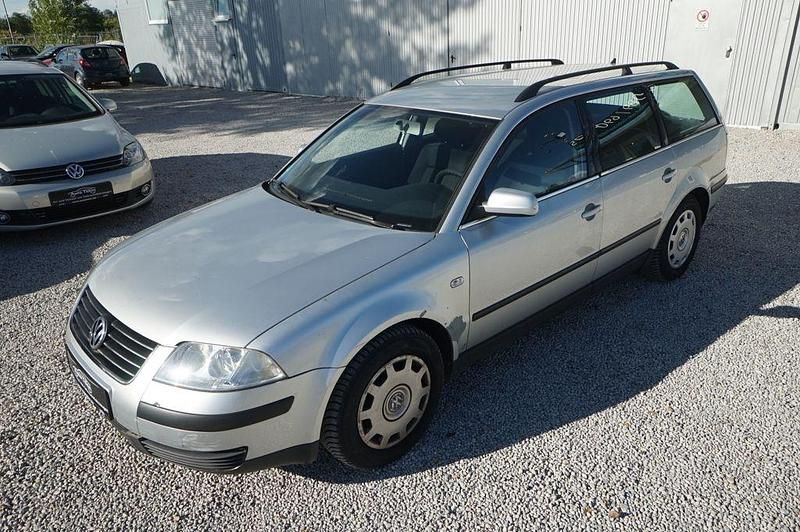 Usata VW Passat 116 CV (85 kW) 2003 Argento Station wagon