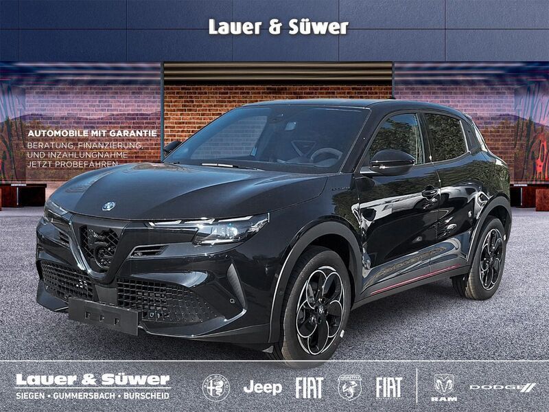 Gebraucht Alfa Romeo Junior 136 PS (100 kW) 2025 Schwarz SUV