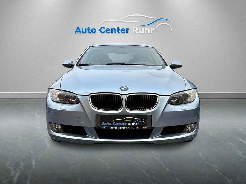 Gebraucht BMW 320 Sport Line 170 PS (125 kW) 2009 Blau Coupé