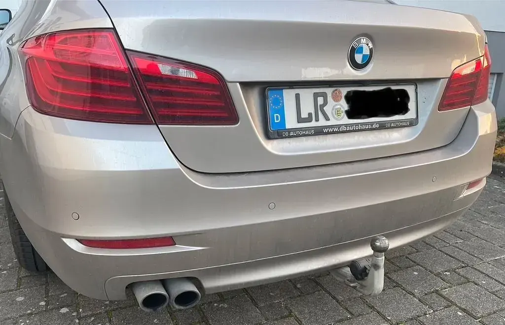 Gebraucht BMW 525 218 PS (160 kW) 2015 Silber Limousine