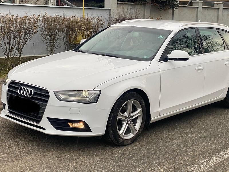 Weiß Gebraucht 2012 Audi A4 Kombi | 9.600 € (Fairer Preis) - Bild 1/4