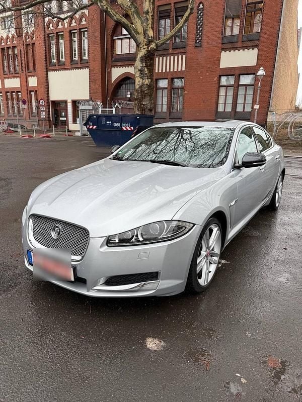 Gebraucht Jaguar XF 200 PS (147 kW) 2011 Grau Limousine
