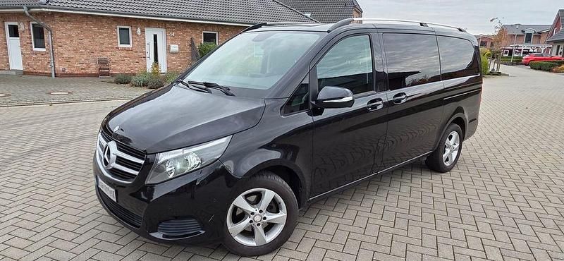 Gebraucht Mercedes V220 163 PS (119 kW) 2016 Schwarz Van / Kleinbus