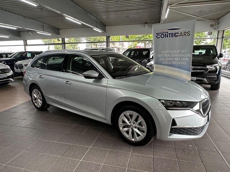 Brilliantsilber Gebraucht 2024 Skoda Octavia Selection Kombi | 30.999 € (Superpreis) - Bild 1/4