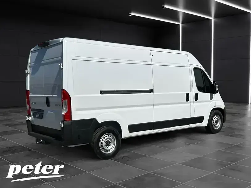 Gebraucht Citroën Jumper 140 PS (102 kW) 2025 Weiss Van / Kleinbus