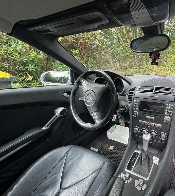 Gebraucht Mercedes SLK200 163 PS (119 kW) 2004 Silber Cabrio