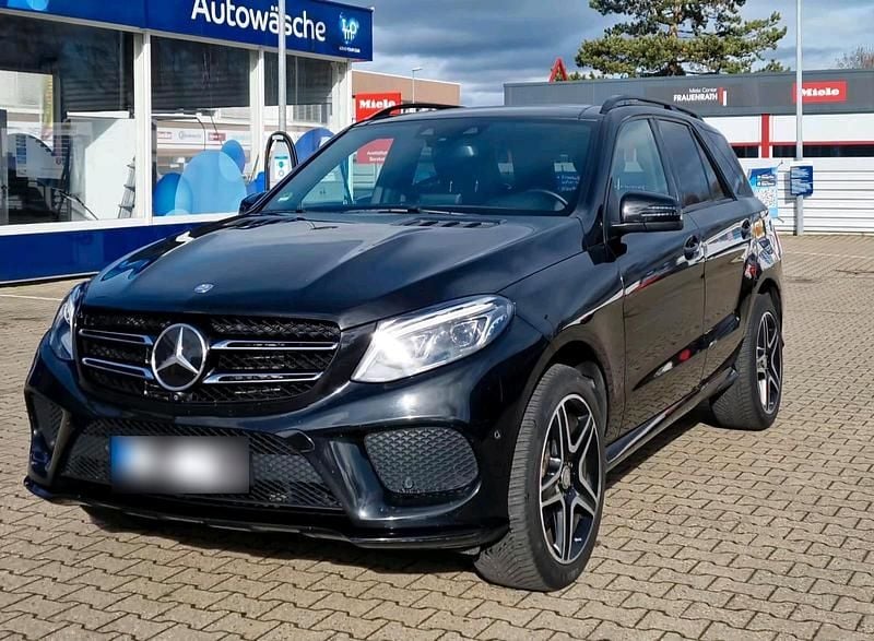 Gebraucht Mercedes GLE350 258 PS (189 kW) 2016 Schwarz SUV