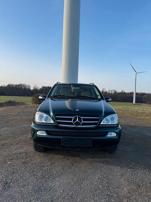 Gebraucht Mercedes ML270 163 PS (119 kW) 2004 Grün SUV