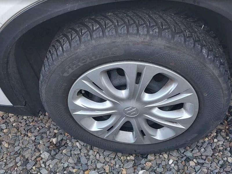 Gebraucht Suzuki Vitara 129 PS (94 kW) 2023 Weiß SUV