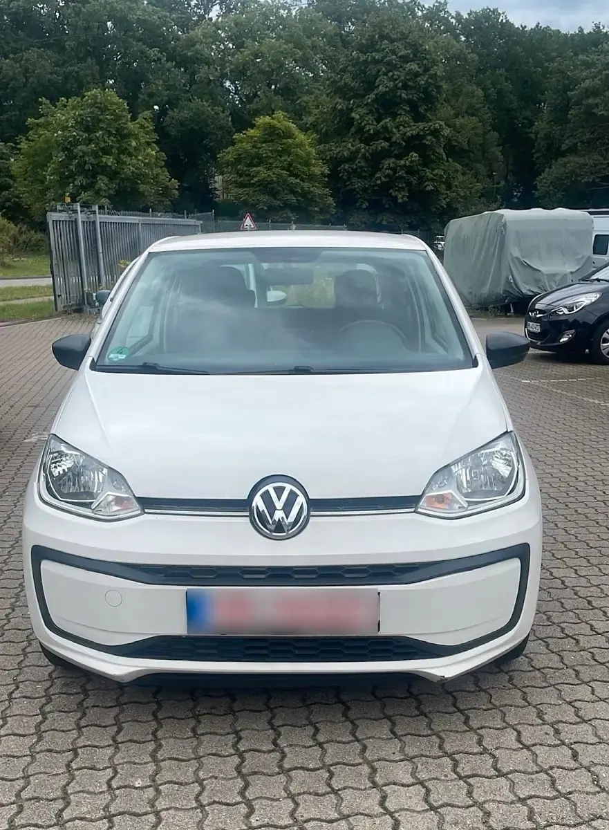 Gebraucht VW up! 75 PS (55 kW) 2019 Weiß Kleinwagen