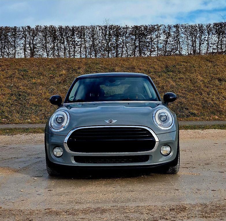 Gebraucht Mini Cooper Chili 136 PS (100 kW) 2016 Grau Kleinwagen