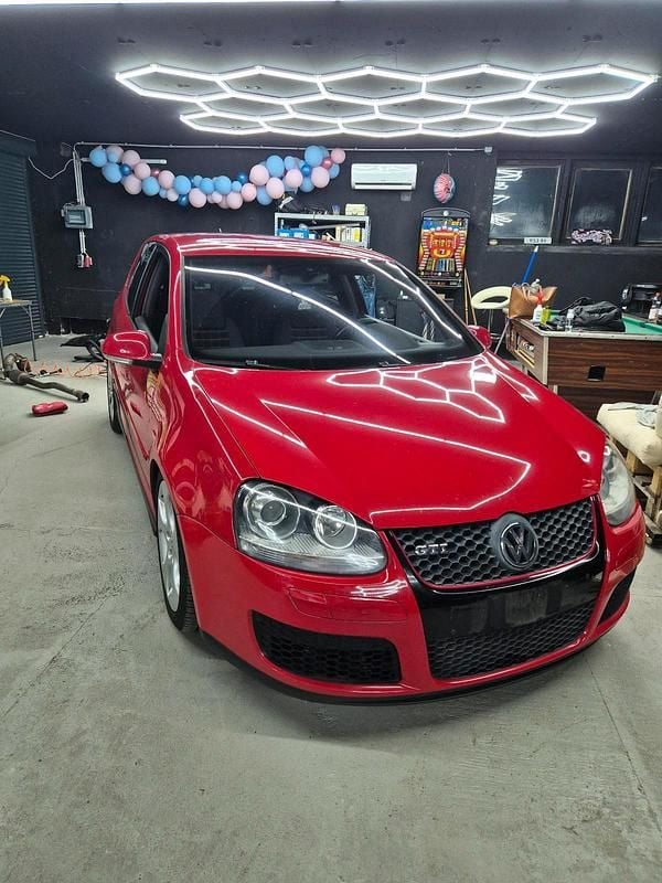 Rot Gebraucht 2005 VW Golf V GTI Limousine | 3.500 € (Superpreis) - Bild 1/4