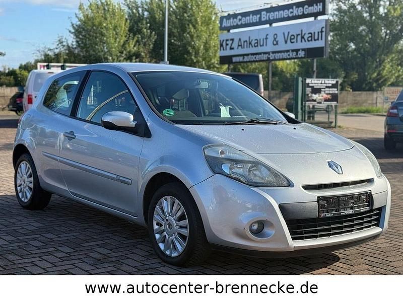 Grau Gebraucht 2011 Renault Clio III Dynamique Kleinwagen | 2.950 € (Fairer Preis) - Bild 1/4