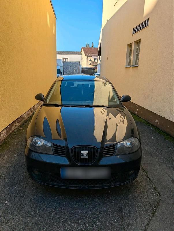 Schwarz Gebraucht 2007 Seat Ibiza Limousine | 1.100 € (Guter Preis) - Bild 1/4