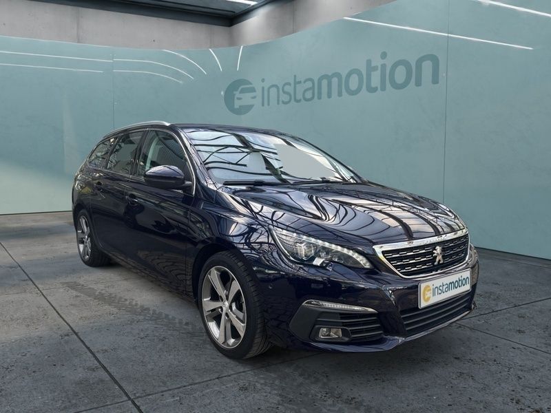 Blau Gebraucht 2019 Peugeot 308 Allure Kombi | 15.490 € (Teuer) - Bild 1/3