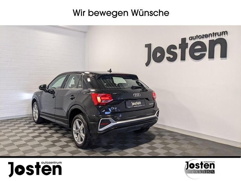 Gebraucht Audi Q2 S-Line 150 PS (110 kW) 2025 Mythosschwarz metallic SUV