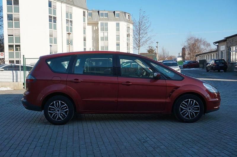 Gebraucht Ford S-MAX Trend 116 PS (85 kW) 2008 Rot Van / Kleinbus