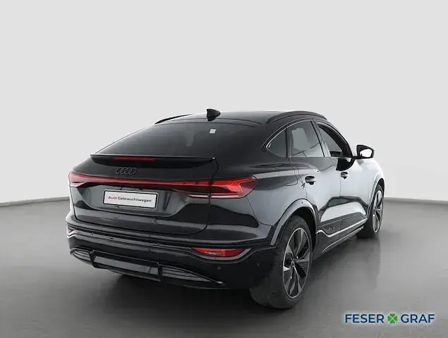 Gebraucht Audi Q6 Sportback e-tron Performance 225 kW (306 PS) 2025 Mythosschwarz metallic SUV