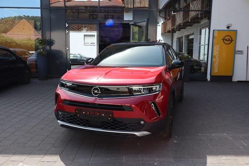 Rot Gebraucht 2023 Opel Mokka-e Ultimate SUV | 26.990 € (Teuer) - Bild 1/4