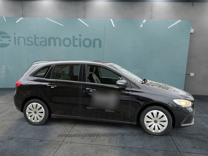 Gebraucht Mercedes B250e 160 PS (117 kW) 2022 Schwarz Van / Kleinbus