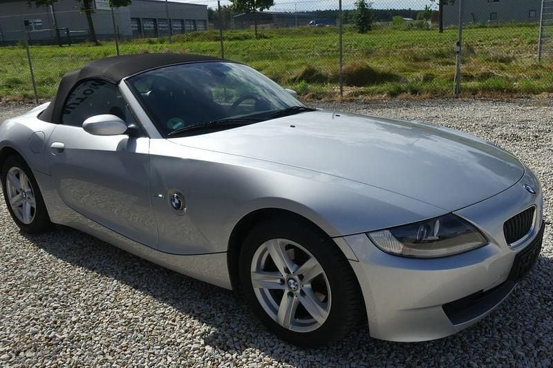 Silber Gebraucht 2008 BMW Z4 Cabrio | 11.000 € (Fairer Preis) - Bild 1/4