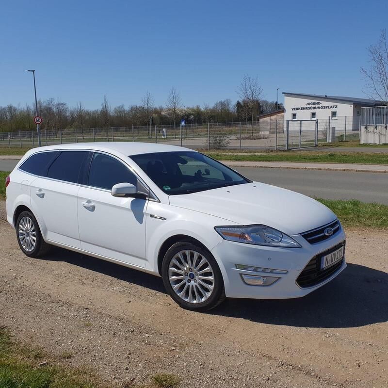 Weiß Gebraucht 2012 Ford Mondeo Titanium Kombi | 3.000 € (Guter Preis) - Bild 1/4