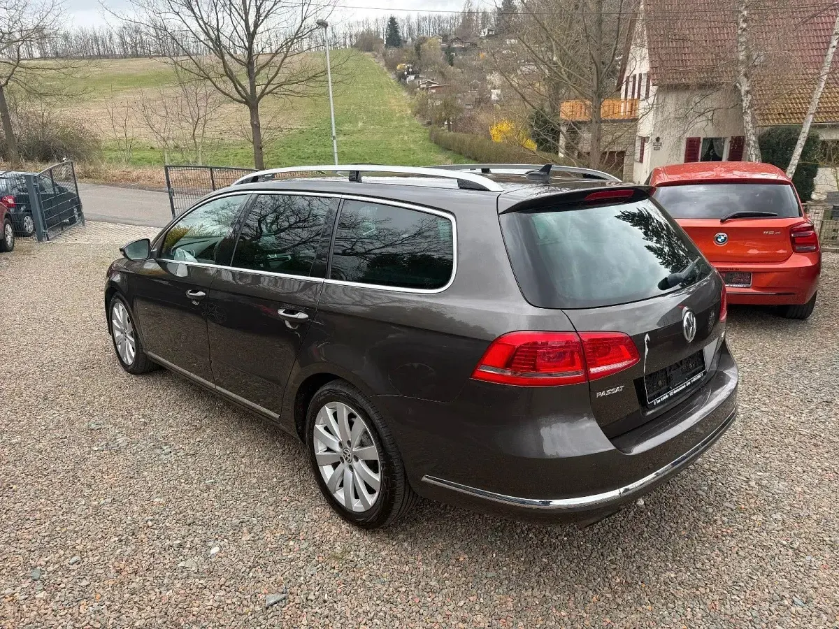 Używany VW Passat Highline 140 KM (102 kW) 2014 Brązowy Kombi