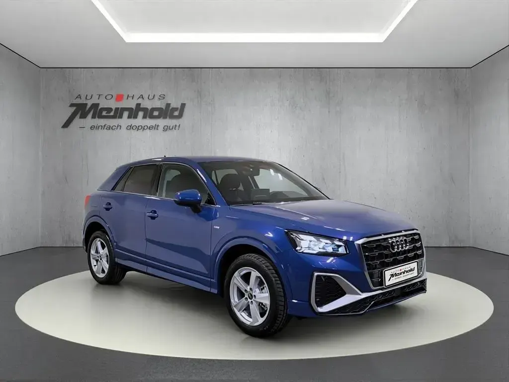 Gebraucht Audi Q2 S-Line 150 PS (110 kW) 2026 Blau SUV