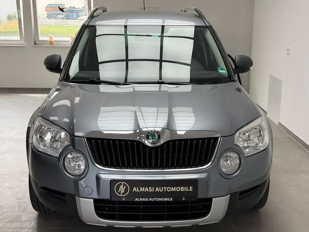 Gebraucht Skoda Yeti 110 PS (80 kW) 2012 Grau SUV
