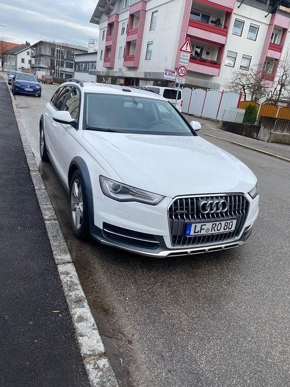 Weiß Gebraucht 2015 Audi A6 Allroad Kombi | 10.500 € (Fairer Preis) - Bild 1/4