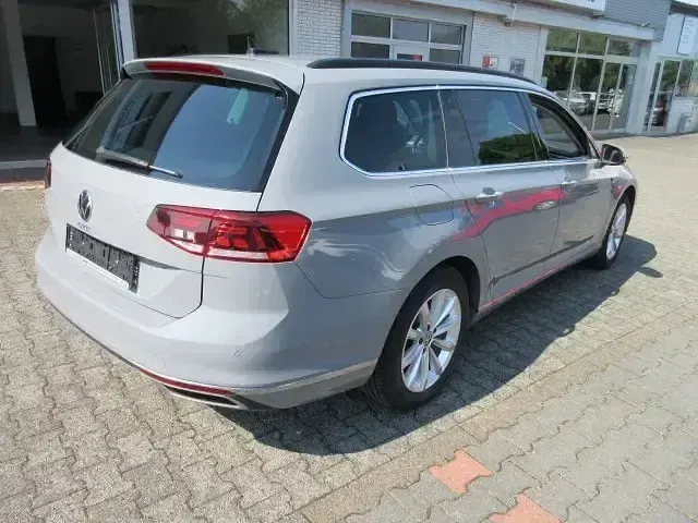 Gebraucht VW Passat GTE 218 PS (160 kW) 2022 Grau Kombi