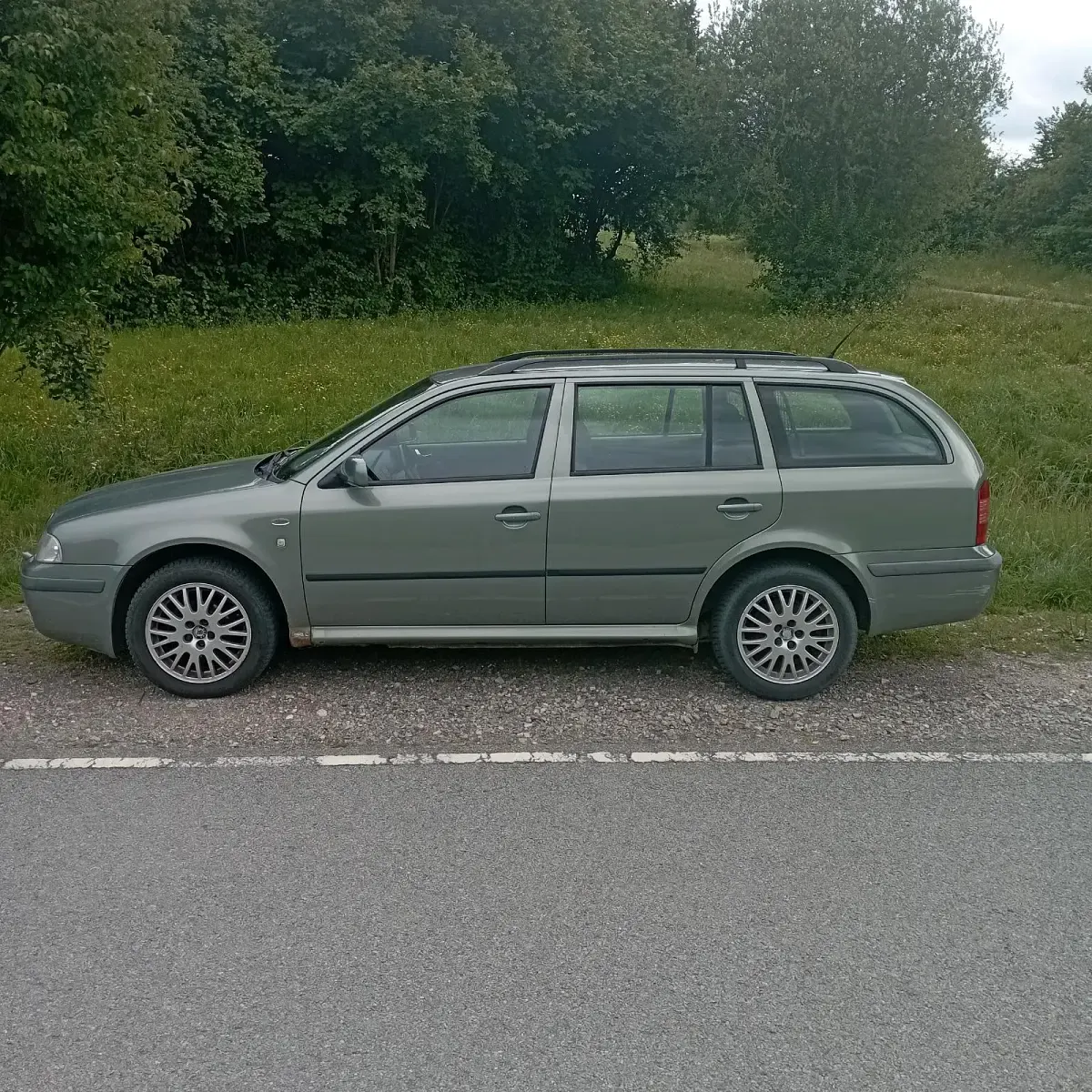 Gebraucht Skoda Octavia Tour 102 PS (75 kW) 2002 Grün Kombi