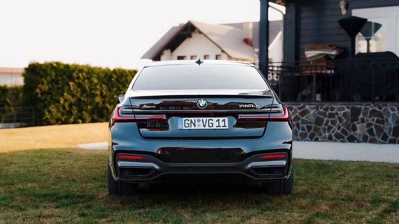 Gebraucht BMW 745e Performance 286 PS (210 kW) 2021 Schwarz Limousine