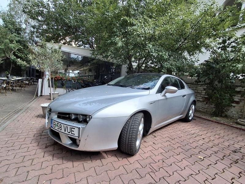Silber Gebraucht 2006 Alfa Romeo Brera Coupé | 21.000 € - Bild 1/4