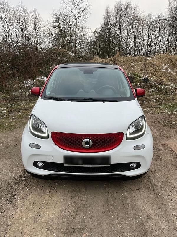 Gebraucht 2018 Smart ForFour Passion Kleinwagen | 13.600 € (Fairer Preis) - Bild 1/4
