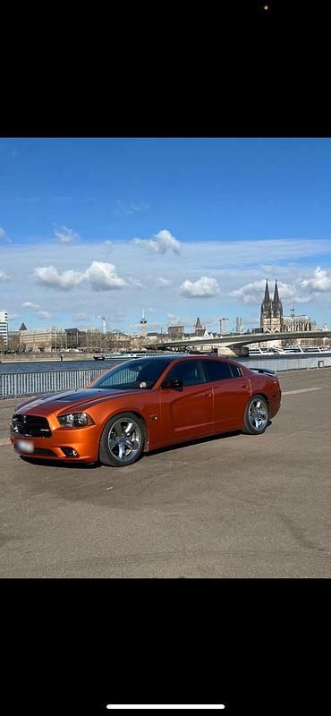 Gebraucht Dodge Charger 375 PS (275 kW) 2012 Orange Limousine