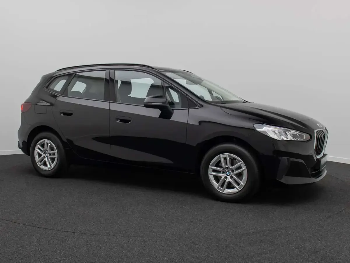 Gebraucht BMW 216 122 PS (89 kW) 2025 Schwarz ii  668 Van / Kleinbus