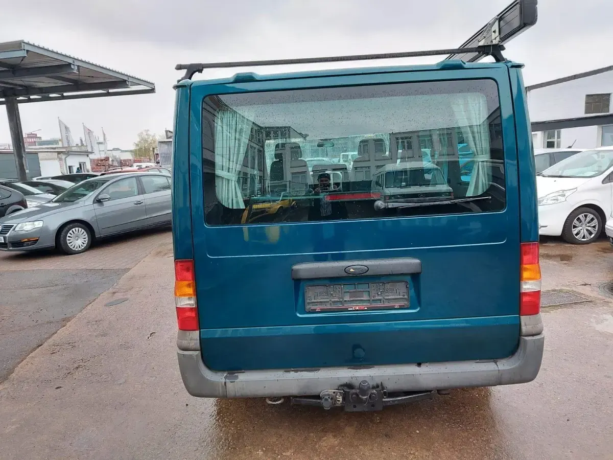 Używany Ford Transit Nugget 125 KM (91 kW) 2006 Zielony Minivan
