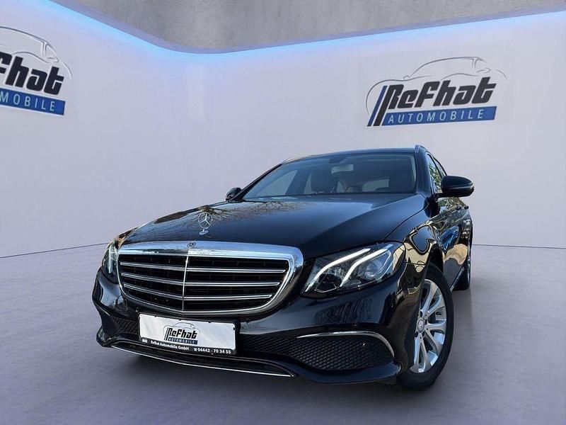 Gebraucht Mercedes E220 194 PS (142 kW) 2016 Schwarz Limousine