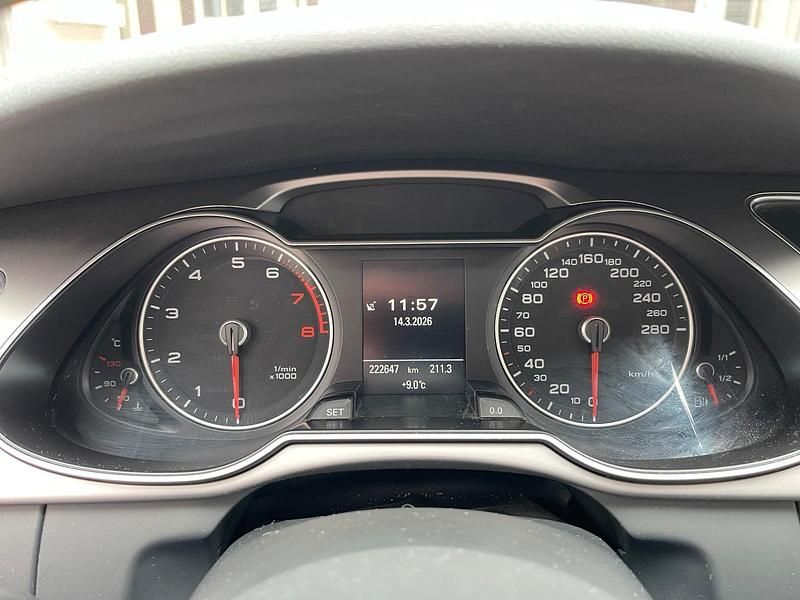 Gebraucht Audi A4 170 PS (125 kW) 2013 Rot Kombi