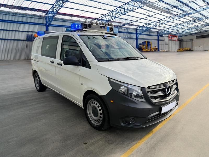 Gebraucht Mercedes Vito 190 PS (139 kW) 2016 Weiß Van