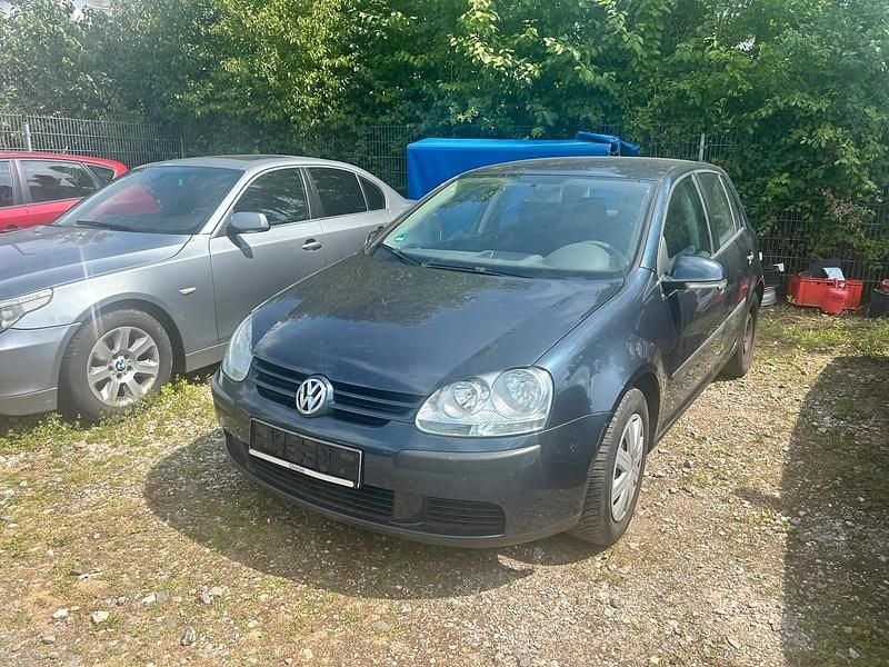 Blau Gebraucht 2005 VW Golf V Trendline Kleinwagen | 1.990 € (Guter Preis) - Bild 1/4