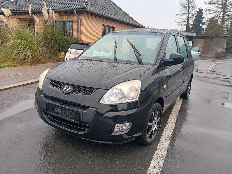 Gebraucht Hyundai Matrix Comfort 103 PS (75 kW) 2009 Schwarz Van / Kleinbus