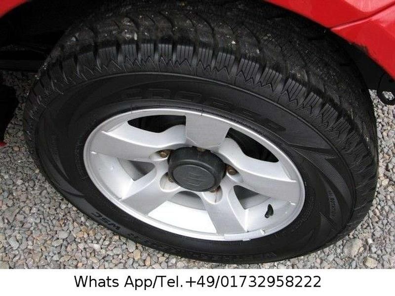 Używany Suzuki Jimny 86 KM (63 kW) 2007 Czerwony SUV
