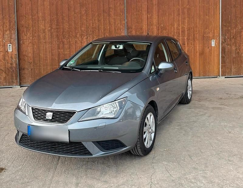 Grau Gebraucht 2012 Seat Ibiza Style Kleinwagen | 5.900 € (Etwas zu teuer) - Bild 1/4