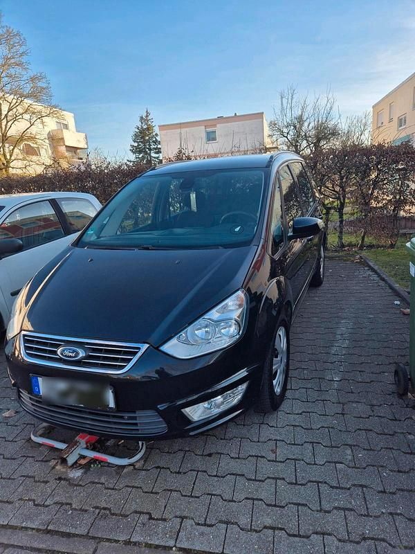 Schwarz Gebraucht 2011 Ford Galaxy Van / Kleinbus | 6.750 € - Bild 1/4
