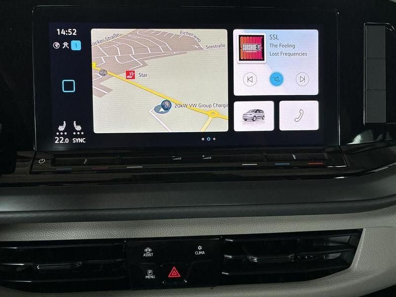 Gebraucht VW Multivan 150 PS (110 kW) 2024 Deep black perleffekt Van