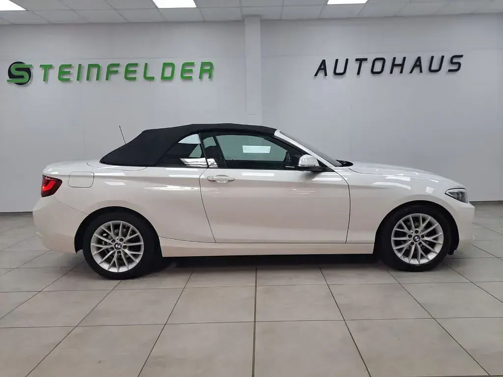 Gebraucht BMW 218 Advantage 136 PS (100 kW) 2017 Weiß Cabrio
