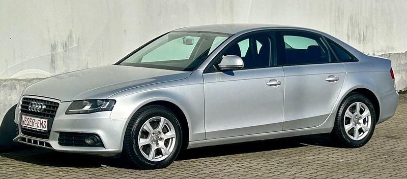 Silber Gebraucht 2008 Audi A4 Attraction Limousine | 6.925 € (Guter Preis) - Bild 1/4